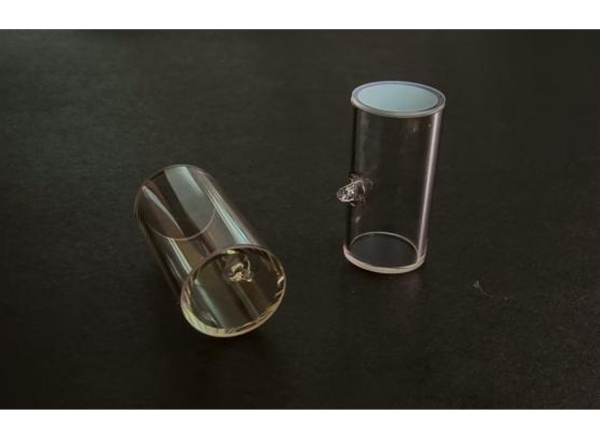 Φ15×30mm原子气室 （两个通光面有2°夹角）